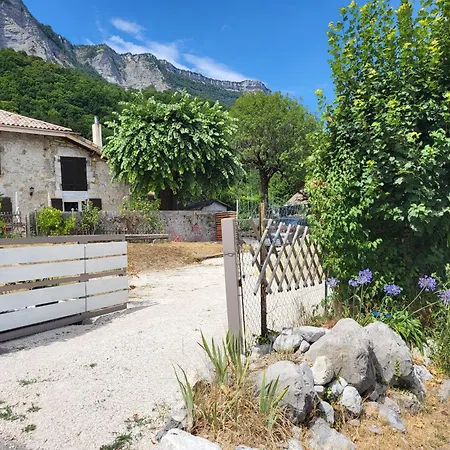 Naelo Chartreuse Bed & Breakfast *