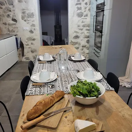 Naelo Chartreuse Bed & Breakfast Biviers
